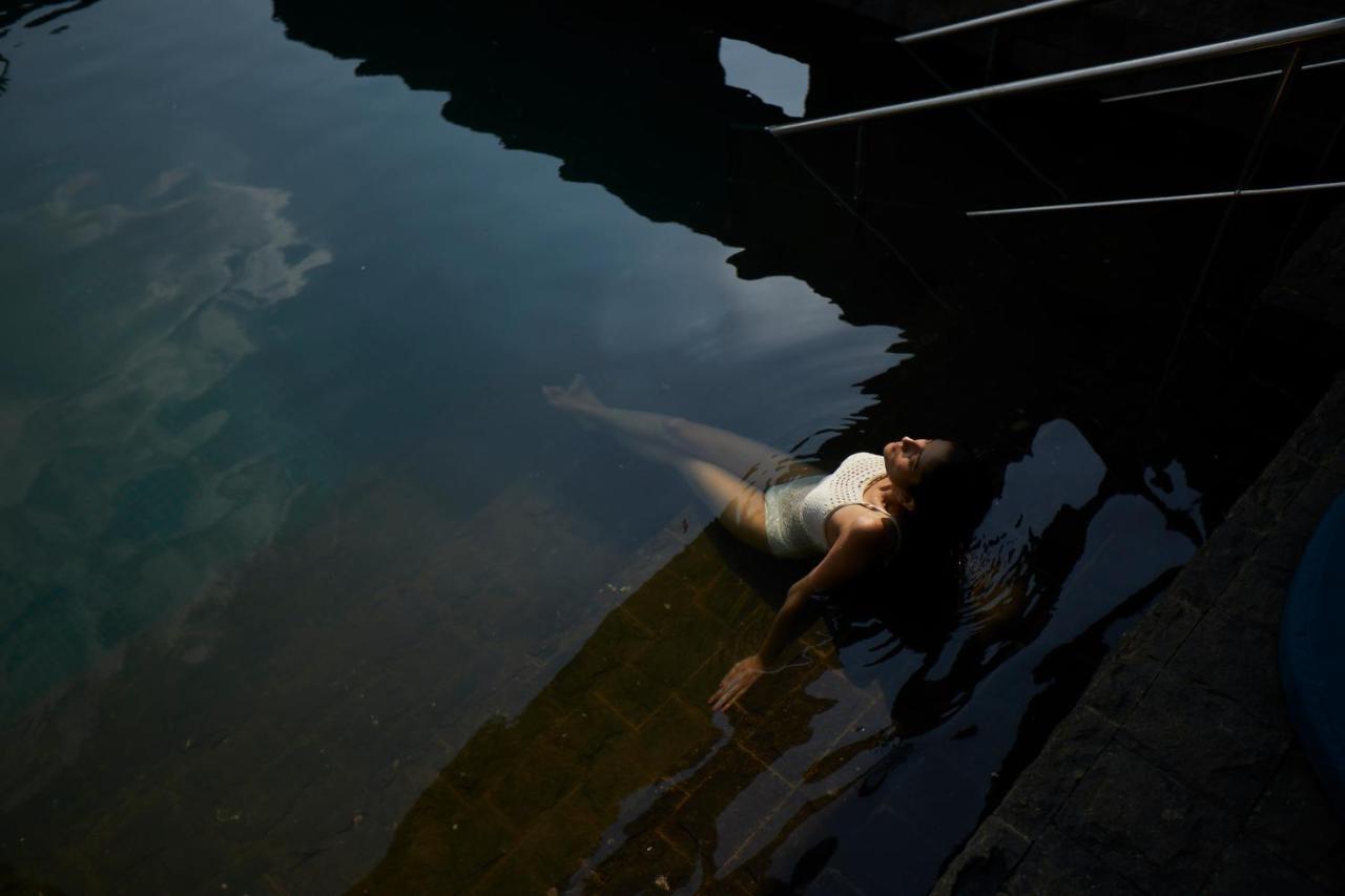 Viveda Wellness Resort ナーシク エクステリア 写真
